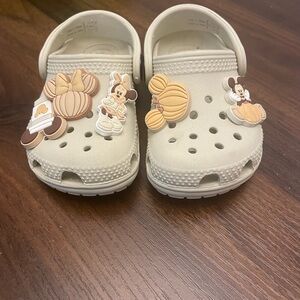 CROCS Kids Cream Clogs with Cartoon Charms
